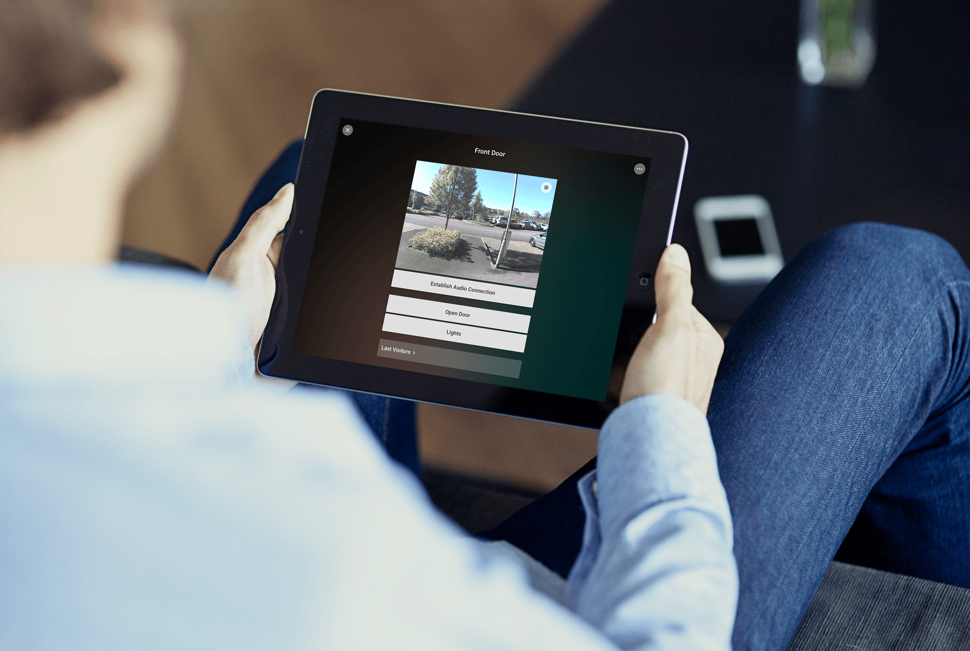 Door camera feed shown in the Loxone app